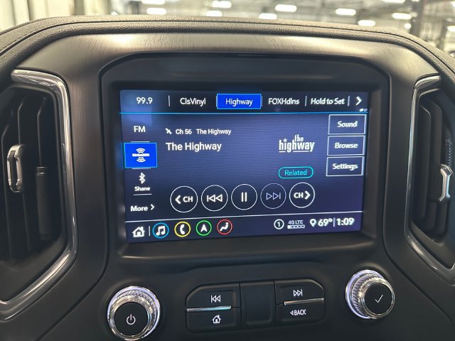 Used 2020 GMC Sierra 1500 AT4 w/ AT4 Premium Package AWD/4WD image 18