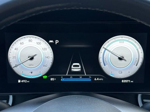 Used 2023 Hyundai Elantra Limited image 30