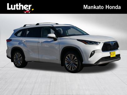 Used 2022 Toyota Highlander Platinum