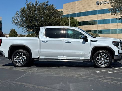 Used 2026 GMC Sierra 1500 SLT w/ SLT Premium Plus Package AWD/4WD image 3