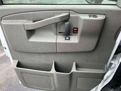 New 2024 Chevrolet Express 3500 w/ Power Convenience Package image 22