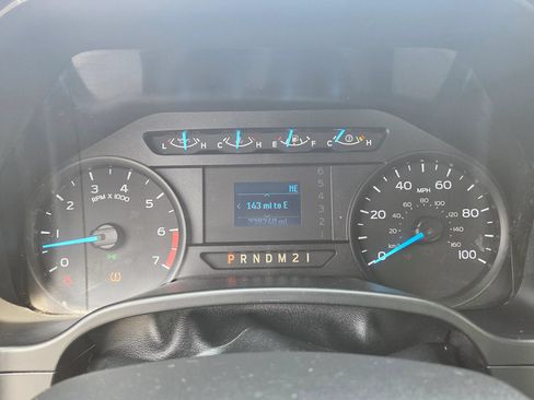 Used 2017 Ford F350 XL w/ Power Equipment Group AWD/4WD image 13