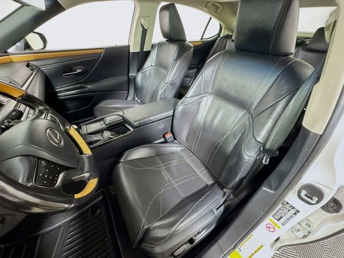 Used 2019 Lexus ES 350 w/ Accessory Package 2 FWD image 14