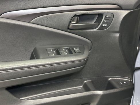 Certified 2023 Honda Passport EX-L image 21