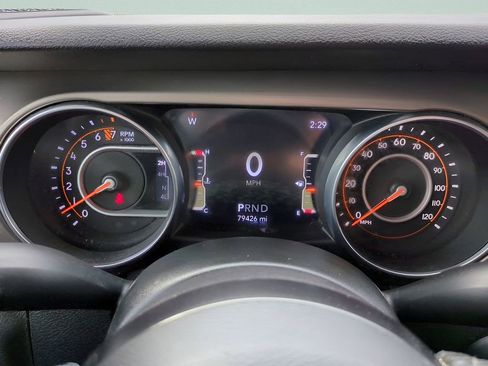 Used 2019 Jeep Wrangler Sport S image 25