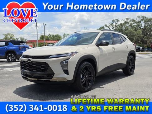 New 2026 Chevrolet Trax ACTIV w/ Sunroof Package FWD image 1