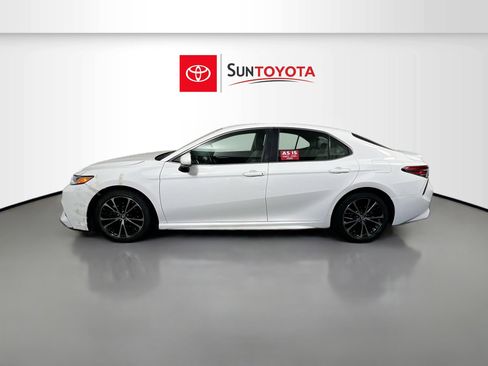 Used 2018 Toyota Camry SE FWD image 7