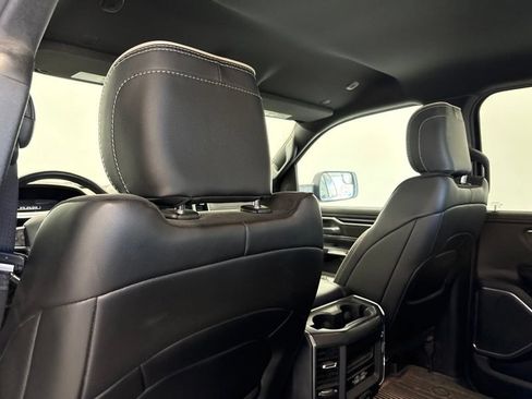 Used 2024 RAM 1500 Laramie AWD/4WD image 16