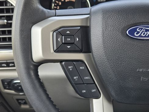 Used 2018 Ford F150 Lariat RWD image 24