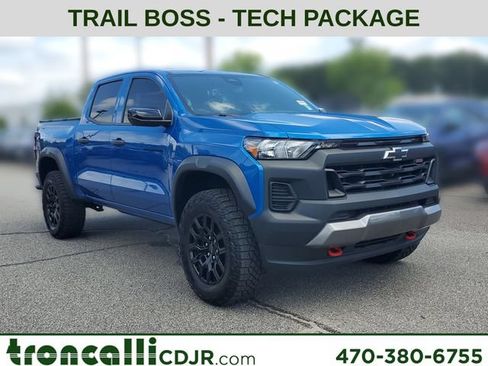 Used 2023 Chevrolet Colorado Trail Boss w/ Technology Package AWD/4WD image 1