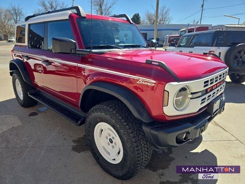 Used 2025 Ford Bronco Heritage Edition image 1
