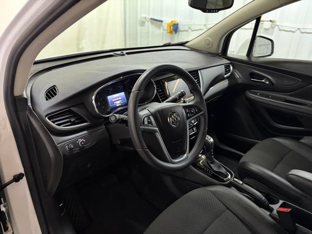 Used 2022 Buick Encore Preferred w/ Safety Package AWD/4WD image 27