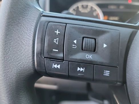Used 2021 Nissan Rogue SV AWD/4WD image 24