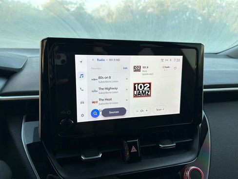 Certified 2024 Toyota Corolla XSE image 24