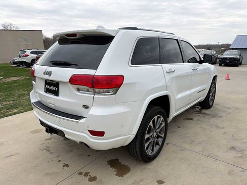 Used 2018 Jeep Grand Cherokee Overland image 6