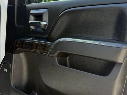 Used 2016 GMC Sierra 2500 Denali w/ Duramax Plus Package image 26