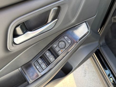 New 2026 Nissan Rogue SV w/ Cold Weather Package FWD image 17