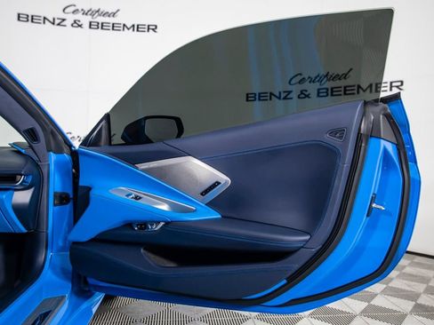 Used 2024 Chevrolet Corvette Stingray Premium Cpe w/ Z51 Performance Package RWD image 19