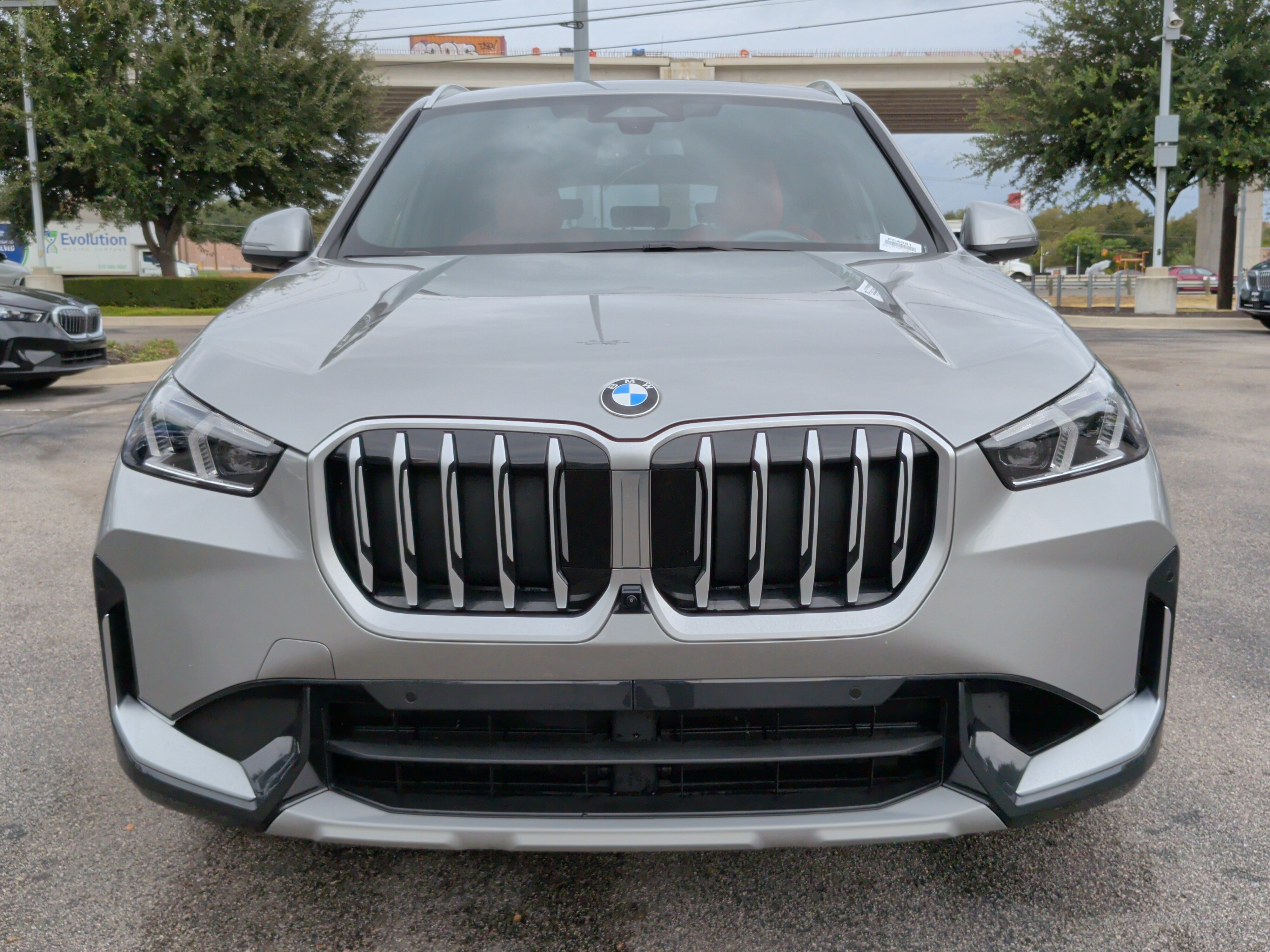 Used 2025 BMW X1 xDrive28i AWD/4WD image 5