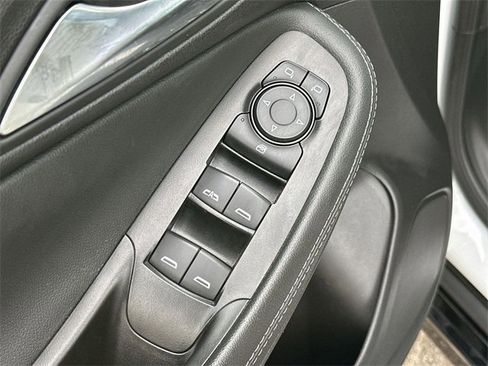 Used 2024 Buick Encore GX Sport Touring image 20