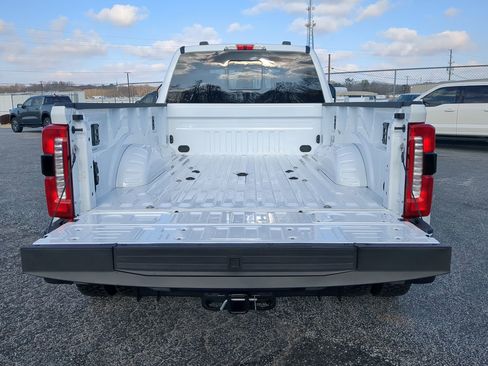 Used 2025 Ford F450 XL w/ 360-Degree Camera Package image 11