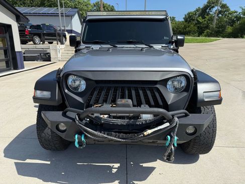 Used 2020 Jeep Wrangler Unlimited Sport S image 4