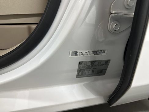 Used 2016 Cadillac Escalade Premium RWD image 66