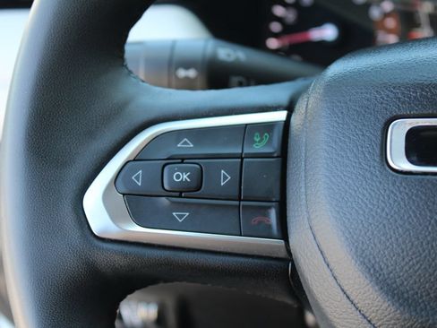 Used 2025 Jeep Compass Limited AWD/4WD image 49