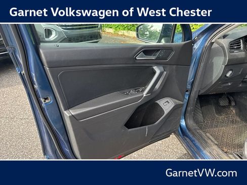 Used 2018 Volkswagen Tiguan SEL w/ 3rd Row Seat Package AWD/4WD image 10