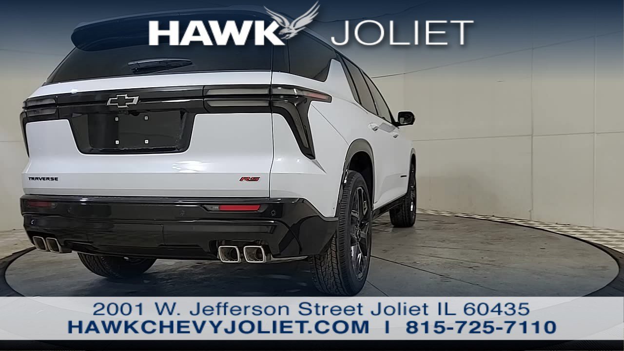 New 2026 Chevrolet Traverse RS w/ LPO, Floor Liner Package FWD image 8