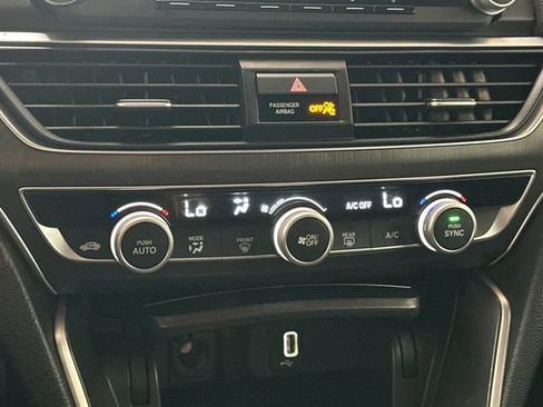 Used 2019 Honda Accord LX image 22