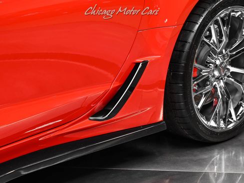 Used 2016 Chevrolet Corvette Z06 w/ 2LZ Preferred Equipment Group RWD image 36
