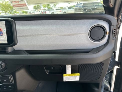 New 2025 Jeep Gladiator Sport image 59