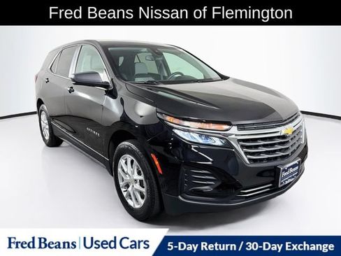 Used 2023 Chevrolet Equinox LS w/ LS Convenience Package AWD/4WD image 1