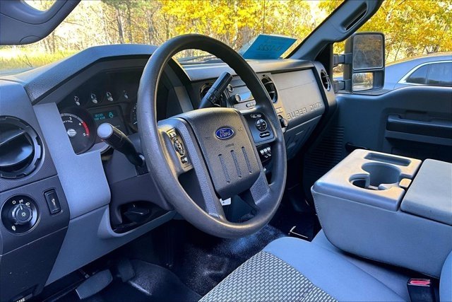 Used 2014 Ford F250 XL w/ XL Value Package AWD/4WD image 16