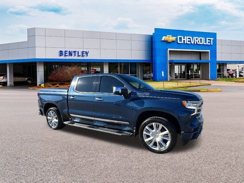 Used 2022 Chevrolet Silverado 1500 High Country w/ High Country Premium Package image 7