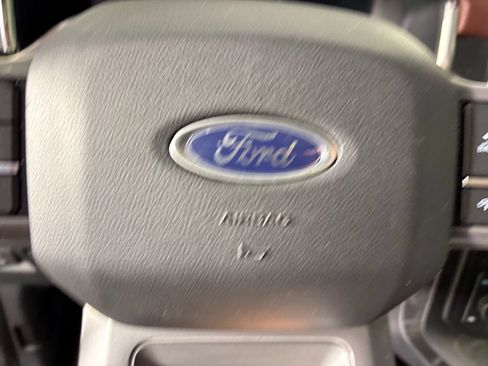 Used 2022 Ford F150 Lariat w/ Equipment Group 502A High AWD/4WD image 23