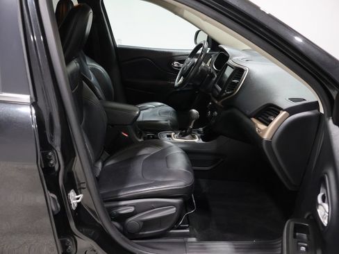Used 2014 Jeep Cherokee Limited w/ Trailer Tow Group AWD/4WD image 23