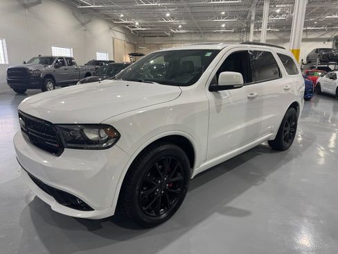 Used 2017 Dodge Durango GT w/ Premium Group image 3