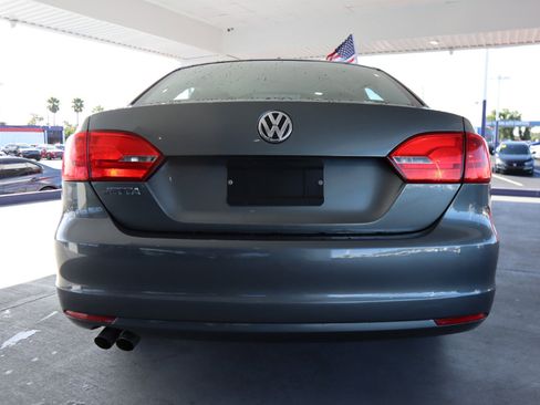 Used 2014 Volkswagen Jetta S image 7