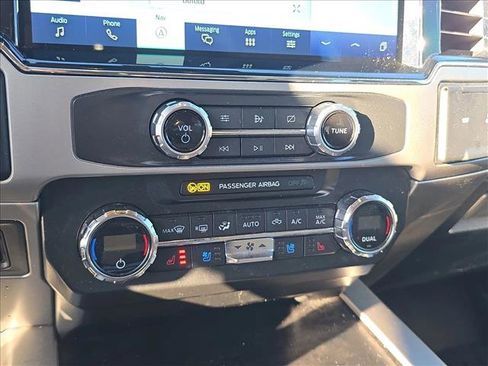 Used 2022 Ford F250 Lariat w/ Lariat Ultimate Package image 15