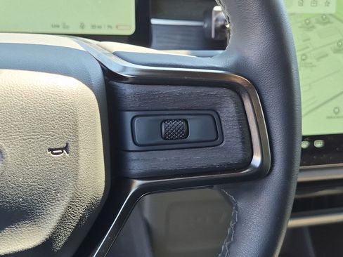 Used 2023 Rivian R1S Adventure AWD/4WD image 20