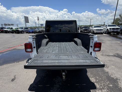 Used 2022 Jeep Gladiator Sport w/ Trailer Tow Package AWD/4WD image 25