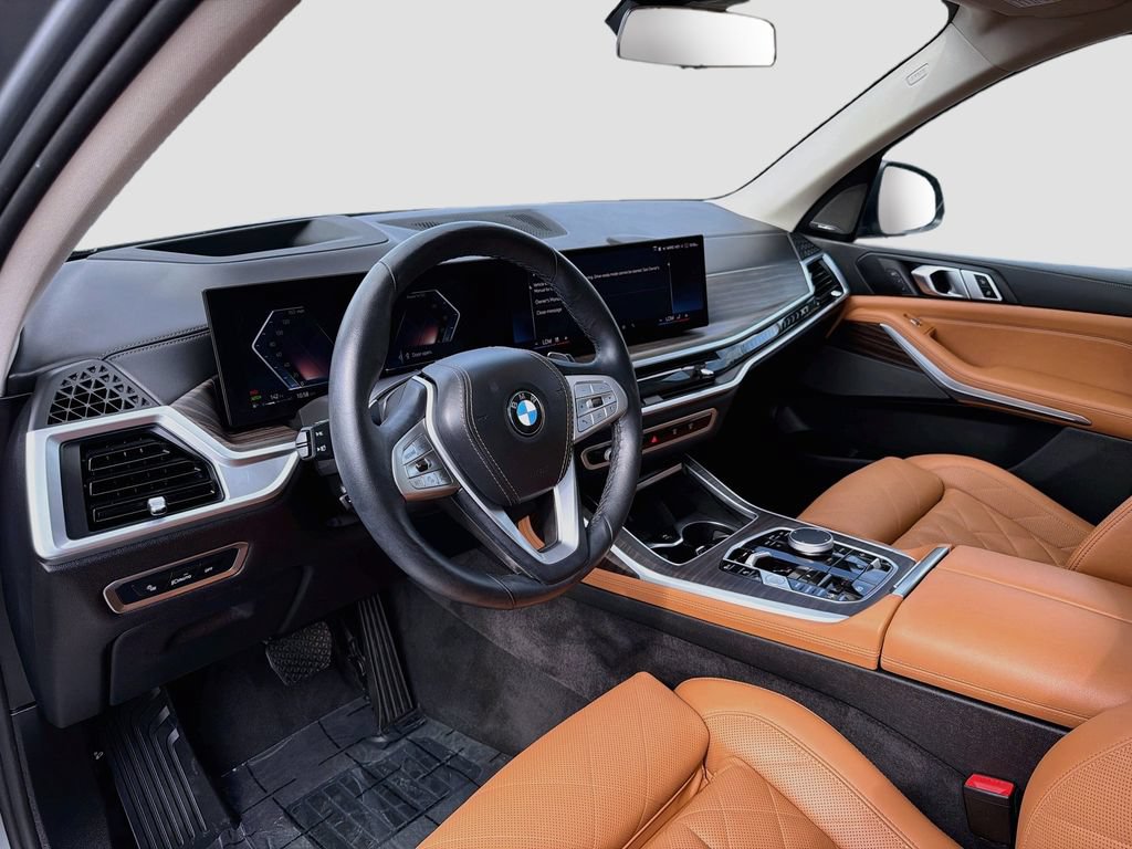 Used 2024 BMW X7 xDrive40i AWD/4WD image 9