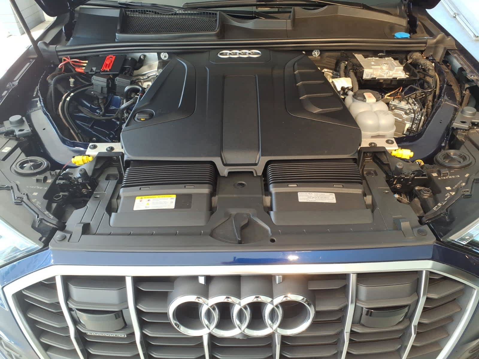 Used 2023 Audi Q7 2.0T Premium w/ Convenience Package AWD/4WD image 30