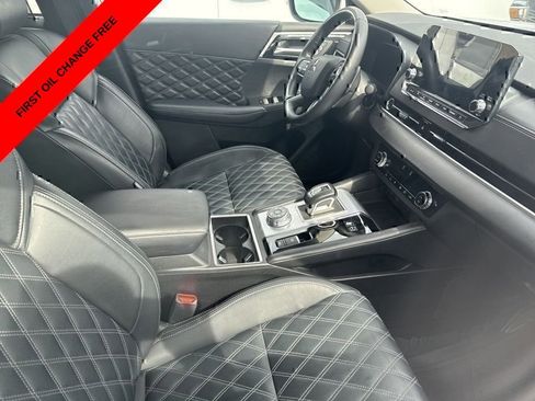 Used 2024 Mitsubishi Outlander SEL Black Edition AWD/4WD image 15