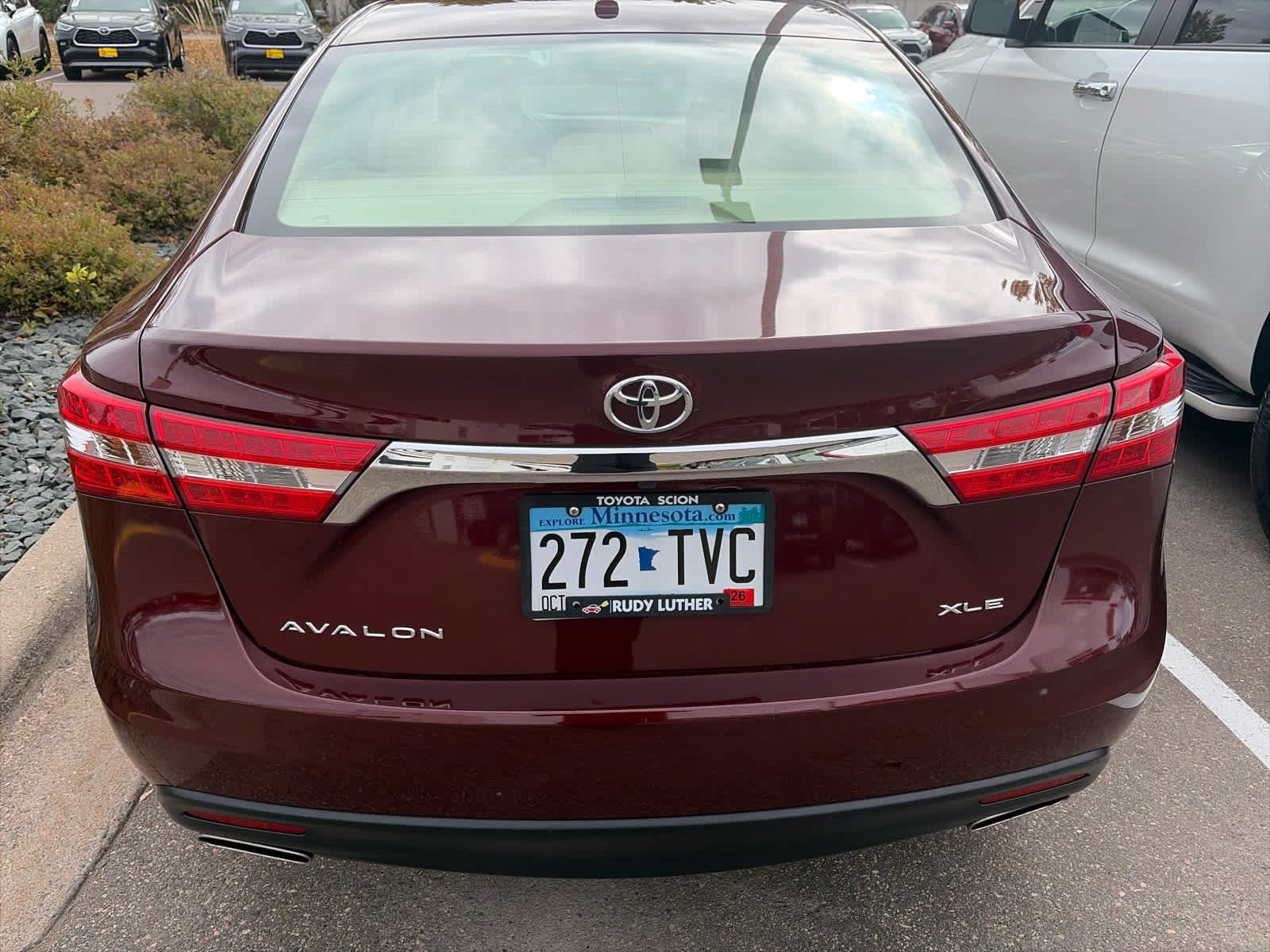 Used 2015 Toyota Avalon XLE Touring FWD image 5