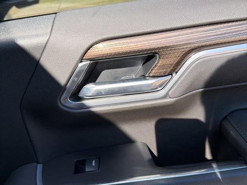 Used 2025 Chevrolet Silverado 1500 LT w/ Safety Package image 48