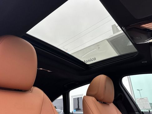 Used 2023 BMW i4 eDrive35 w/ Premium Package RWD image 15