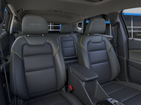 New 2026 Chevrolet Trax ACTIV w/ Sunroof Package FWD image 16